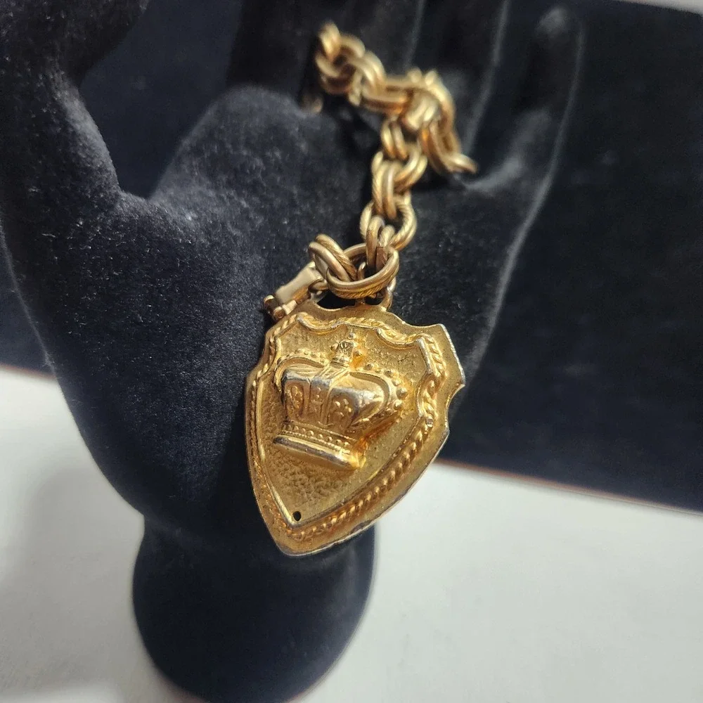 Vintage Gold Tone Heraldic Shield Crown‎ Charm Bracelet Orange Enamel